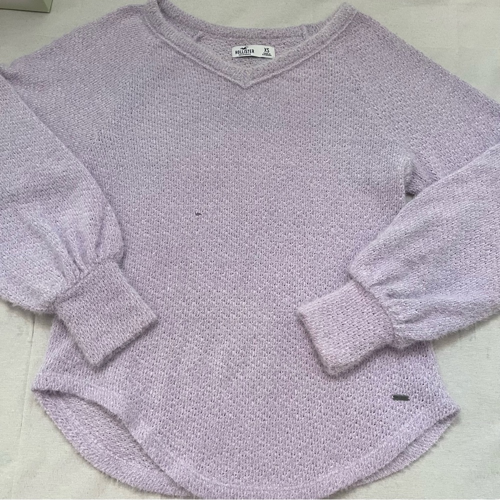 Hollister Lavender V-Neck Sweater